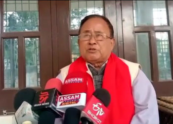 কাৰবি আংলঙৰ বিশিষ্ট কবি-সাহিত্যিক ধনেশ্বৰ ইংতিলৈ পদ্মশ্ৰী বঁটা