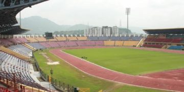 ৰাজ্য চৰকাৰৰ ক্ৰীড়া ৰাজধানী গুৱাহাটীত ফুটবলৰ খেলপথাৰ বিচাৰি খেলুৱৈ প্ৰতিবাদ