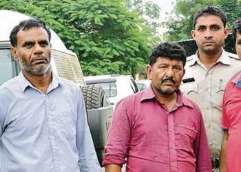 ৯ বছৰত ৩৩টা হত্যা দর্জীৰূপী হত্যাকাৰীৰ! আৰক্ষীৰ জালত ‘ছিৰিয়েল কিলাৰ’