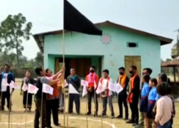 ডিফুৰ মাঞ্জাত ইয়াণ্ডাবু সন্ধি উপলক্ষে : মহাসংঘই উৰুৱালে ক’লা পতাকা