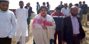 মুখ্যমন্ত্ৰীলৈ অমাৰ্জিত মন্তব্য : লেখিকা শিখা শৰ্মাৰ বিৰুদ্ধে এজাহাৰ ডবকা থানাত