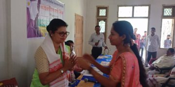 বোকাখাতৰ ৰজাবাৰী প্ৰাথমিক বিদ্যালয়ৰ উদ্যোগত নাৰী দিৱসৰ ব্যতিক্ৰমী পদক্ষেপঃ