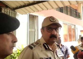 অৱদেশ যাদৱৰ হত্যাকাণ্ড সন্দৰ্ভত আৰক্ষী আয়ুক্তই কি কলে পঢ়ক