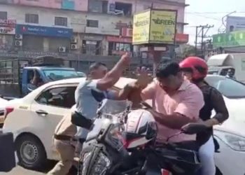 বিকি প্ৰসাদ গুপ্তাক স-সন্মানে জেলৰ পৰা ঘূৰাই অনা নিৰ্দেশ ডিজিপি ভাস্কৰ জ্যোতি মহন্ত
