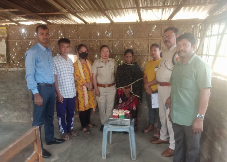 খটখটিত যাত্ৰীবাহী বাছত মহিলা যাত্ৰীৰ পৰা সন্দেহযুক্ত হেৰ’ইন জব্দ