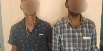 ডকমকা আৰক্ষীৰ অভিযানত উদ্ধাৰ গঁড়ৰ খৰ্গ, গ্ৰেপ্তাৰ পিতা-পুত্ৰ