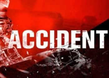 বেজেৰা শালমাৰাত ভয়ংকৰ দুৰ্ঘটনাঃ দ খাৱৈত উফৰি পৰিল ওৱেগনাৰ-