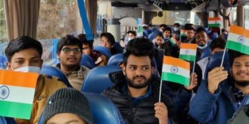মানৱিক কৰিডৰেৰে এক লক্ষাধিক লোক আঁতৰালে ইউক্ৰেইনৰ পৰা