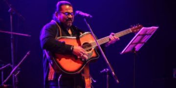 ২০২২ বৰ্ষৰ ড° ভূপেন হাজৰিকা বঁটা শিল্পী ময়ূখ হাজৰিকালৈঃ