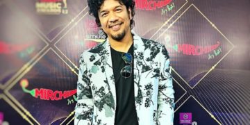 বিহু মঞ্চত পৰিৱেশন কৰিবলৈ অংগৰাগ পাপন মহন্তই ল’ব ৮ লাখৰ পৰা ১০ লাখ টকাঃ দীপলিনাৰ কিমান? জানক