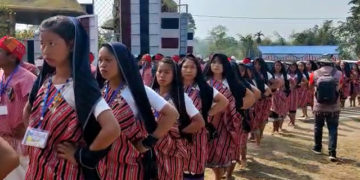 কাৰবি যুৱ মহোৎসৱ : ৫ সহস্ৰাধিক যুৱ শিল্পীৰ অংশগ্ৰহণেৰে বৰ্ণময় তাৰালাংছ’ৰ বাকৰি