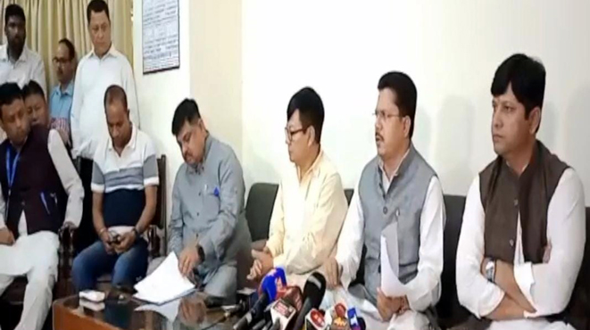 ছিদ্দিক আহমেদক কংগ্ৰেছৰ পৰা নিলম্বন:শশীকান্ত ভোট বাতিলৰ দাবীত নিৰ্বাচন আয়োগলৈ কংগ্রেছৰ পত্ৰ 1 ছিদ্দিক আহমেদক কংগ্ৰেছৰ পৰা নিলম্বন:শশীকান্ত ভোট বাতিলৰ দাবীত নিৰ্বাচন আয়োগলৈ কংগ্রেছৰ পত্ৰ