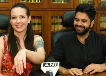 যুদ্ধবিধ্বস্ত ইউক্রেইন এৰি দিল্লীলৈ অহা যুৱতীক বিমানবন্দৰতেই বিয়াৰ প্রস্তাৱ!