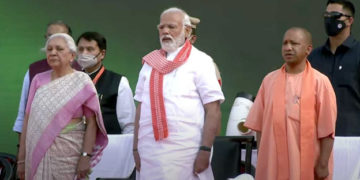 দুগৰাকী উপ-মুখ্যমন্ত্ৰীৰে দ্বিতীয়বাৰৰ বাবে উত্তৰ প্রদেশৰ মুখ্যমন্ত্রী হিচাবে শপত গ্ৰহণ যোগীৰ