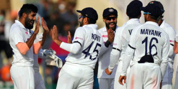 পুনৰ আঢ়ৈ দিনতে বশ্যতা স্বীকাৰ সিংহল বাহিনীৰ, টেষ্ট শৃংখলা জয় ৰোহিত বাহিনীৰ
