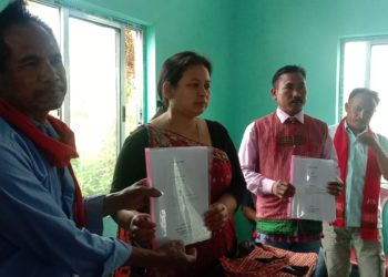 কাৰ্বি আংলং স্বায়ত্বশাসিত পৰিষদৰ বাবে নিৰ্দলীয় প্ৰাৰ্থী নিছ তেৰাংপীৰ সমৰ্থনত ৰংপ্লিমপ্লামত নিৰ্বাচনী সভা: