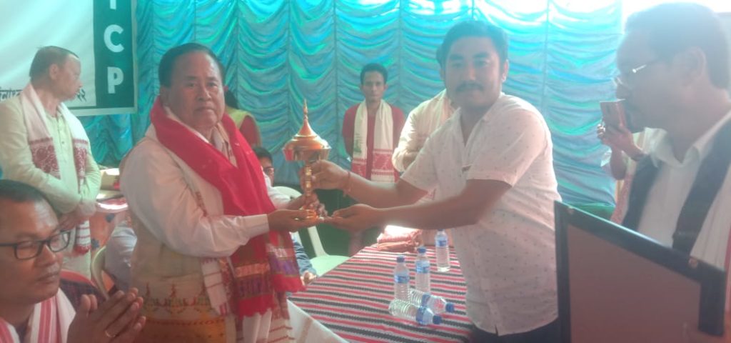 বোকাজানত অসম জাতীয়তাবাদী যুৱ ছাত্ৰ পৰিষদৰ স্থায়ী কাৰ্যালয়, পুথিভঁৰালৰ দুৱাৰ মুকলি 5 পদ্মশ্ৰী ধনেশ্বৰ ইংতি,