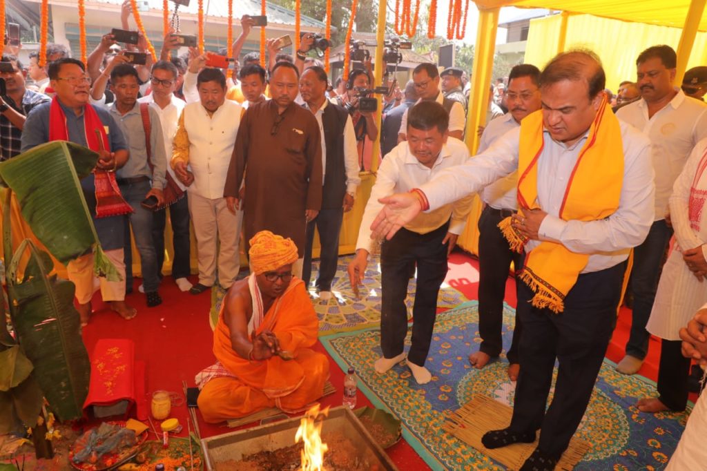 উৰণীয়া সেঁতুৰ ভূমি পূজা