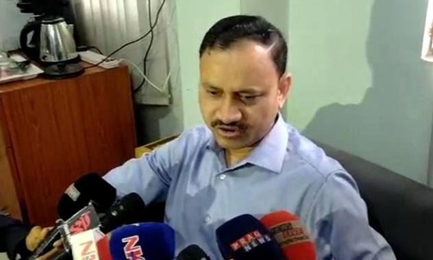 আলফা(স্বা) শেহতীয়াকৈ যুৱক-যুৱতীৰ যোগদান বৃদ্ধি পাইছে : ADGP হীৰেন নাথ 1 আলফা(স্বা) শেহতীয়াকৈ যুৱক-যুৱতীৰ যোগদান বৃদ্ধি পাইছে : ADGP হীৰেন নাথ