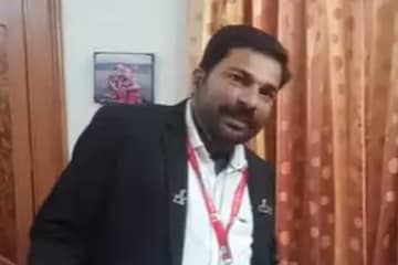 এক বছৰত ১.১১ কোটি টকা জৰিমনা আদায়! টিটিক পুৰস্কৃত কৰিলে ৰে'ল বিভাগে: 1 এক বছৰত ১.১১ কোটি টকা জৰিমনা আদায়! টিটিক পুৰস্কৃত কৰিলে ৰে’ল বিভাগে: