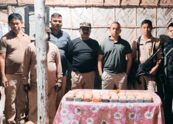 লাহৰিজানত যাত্ৰীবাহী বাছৰ পৰা বুজন পৰিমানৰ সন্দেহযুক্ত হেৰ’ইন জব্দঃ আটক এজন