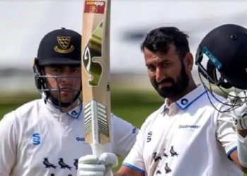 কাউন্টিত দ্বিশতক, আজহাৰৰ ২৮ বছৰ পুৰণি ৰেকৰ্ড স্পৰ্শ পুজাৰাৰ