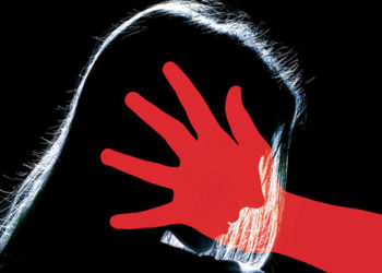 কেমেৰাৰ লোভ দেখুৱাই নাবালিকাক গণধর্ষণৰ চেষ্টা, ধৃত মহিলাসহ ৩