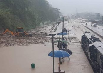 নেৰেনেপেৰা বৰষুণৰ ফলত এসপ্তাহ ধৰি ডিমা হাছাওত প্ৰকৃতিৰ ৰুদ্ৰ ৰূপ
