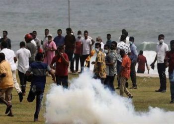 শ্রীলঙ্কাত ব্যাপক হিংসা:দেখামাত্ৰেই গুলী’ৰ নির্দেশ জাৰি