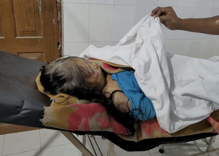 বকলীয়াঘাটত পথ দুৰ্ঘটনাত মহিলা নিহত: 1 বকলীয়াঘাটত পথ দুৰ্ঘটনাত মহিলা নিহত: