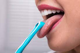  পৰিষ্কাৰ জিভা সুস্বাস্থ্যৰ লক্ষণ