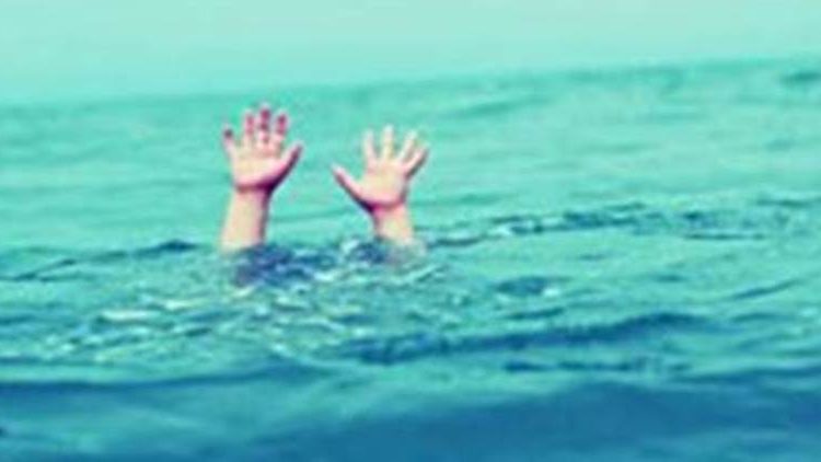 সোণাৰিত নৈত গা ধুবলৈ গৈ সন্ধানহীন সোণাৰি ভৱানীপুৰৰ দুই যুৱক: 1 সোণাৰিত নৈত গা ধুবলৈ গৈ সন্ধানহীন সোণাৰি ভৱানীপুৰৰ দুই যুৱক: