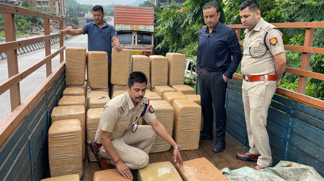 800 kgs of ganja seized in Assam: 1 গুৱাহাটী মহানগৰ আৰক্ষীৰ বৃহৎ সাফল্য, ৮০০ কেজি গাঞ্জা জব্দ
