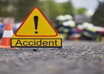 ছিপাঝাৰত ভয়ংকৰ দুৰ্ঘটনা:ট্ৰাকৰ খুন্দাত প্ৰাতঃভ্ৰমণ কৰিবলৈ অহা ৫গৰাকী লোকৰ মৃত্যু