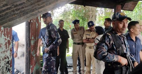 বটদ্ৰৱা:জেহাদী জড়িত থকাৰ সন্দেহ বিশেষ আৰক্ষী সঞ্চালক প্ৰধানৰ 1 বটদ্ৰৱা:জেহাদী জড়িত থকাৰ সন্দেহ বিশেষ আৰক্ষী সঞ্চালক প্ৰধানৰ