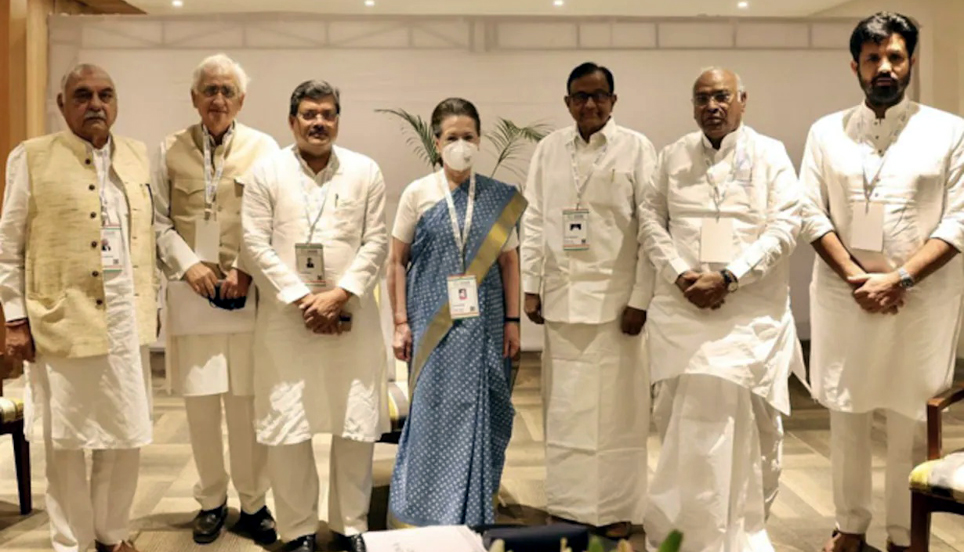 ৮ সদস্যৰ টাস্ক ফৰ্চ গঠন কংগ্ৰেছ