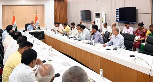 গুৱাহাটী চাহ মজদুৰ সংঘৰ প্ৰতিনিধিৰ সৈতে মুখ্যমন্ত্ৰীৰ বৈঠক: 1 গুৱাহাটী চাহ মজদুৰ সংঘৰ প্ৰতিনিধিৰ সৈতে মুখ্যমন্ত্ৰীৰ বৈঠক: