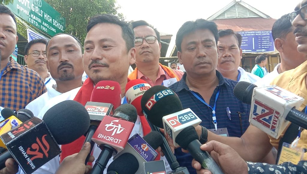 নমাটি পৰিষদীয় সমষ্টিৰ বিজেপিৰ প্ৰাৰ্থী ৰিতেশ ইংহি