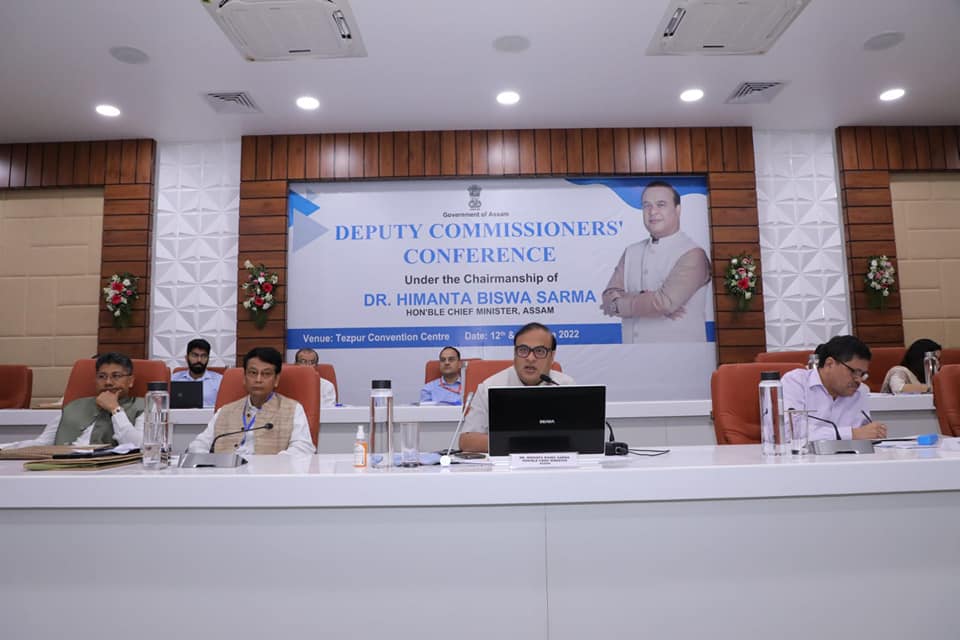 উপায়ুক্ত সন্মিলনত মুখ্যমন্ত্ৰী হিমন্ত বিশ্ব শৰ্মাই ব্যক্ত কৰিলে ৰাজ্যৰ উন্নয়নৰ বতৰাঃ