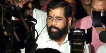অৱশেষত মুম্বাইলৈ যোৱাৰ সিদ্ধান্ত শিন্দেসহ বিদ্রোহী শিৱসেনা বিধায়কৰ