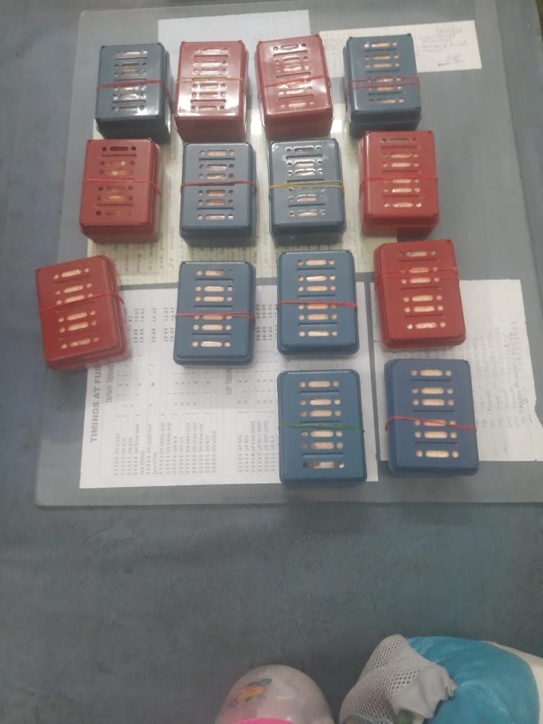 ৭০ লাখ টকাৰ ড্ৰাগছসহ ২ সৰবৰাহকাৰী আটক