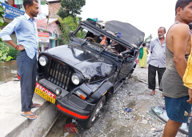 কৃষিমন্ত্ৰী অতুল বৰাৰ কনভয়ৰ খুন্দাত প্ৰাণ হেৰুৱালে যুৱকে: 1 কৃষিমন্ত্ৰী অতুল বৰাৰ কনভয়ৰ খুন্দাত প্ৰাণ হেৰুৱালে যুৱকে: