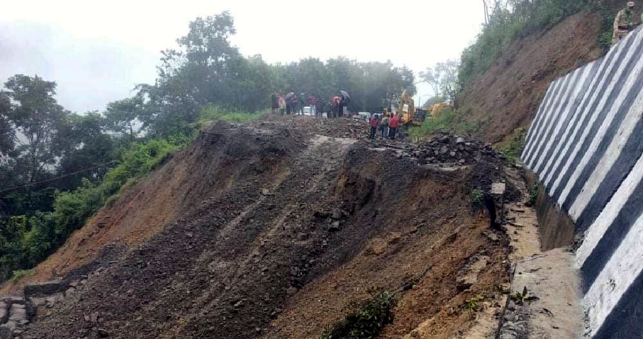 মণিপুৰৰ ননে জিলাত ভয়াৱহ ভূমিস্খলন