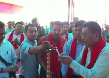 ডিফুৰ তাৰালাংছৰ লংকি ৰংহাঙ গাঁৱত বিদ্যুৎ বিভাগৰ ‘উজলা ভাৰত উজলা ভৱিষ্যত’ সজাগতা কাৰ্যসূচী: