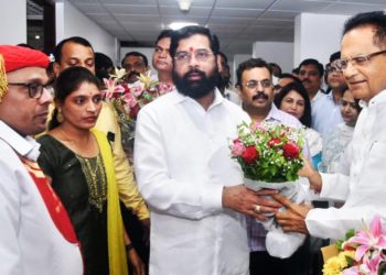 মহাৰাষ্ট্ৰৰ নতুন কেবিনেটত বিজেপিৰ ২৫, শিণ্ডে সেনাৰ ১৩ জনৰ সম্ভাৱনা