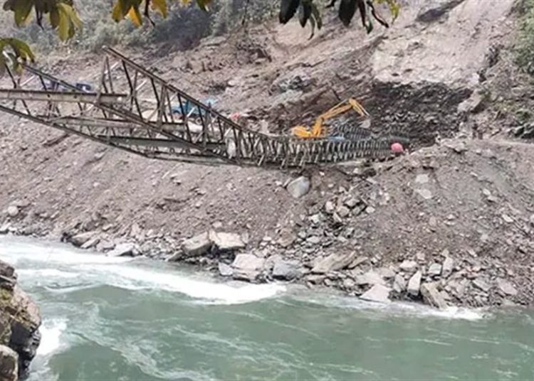 অৰুণাচলৰ ভাৰত-চীন সীমান্তত সন্ধানহীন অসমৰ ১৯ জন শ্ৰমিক: