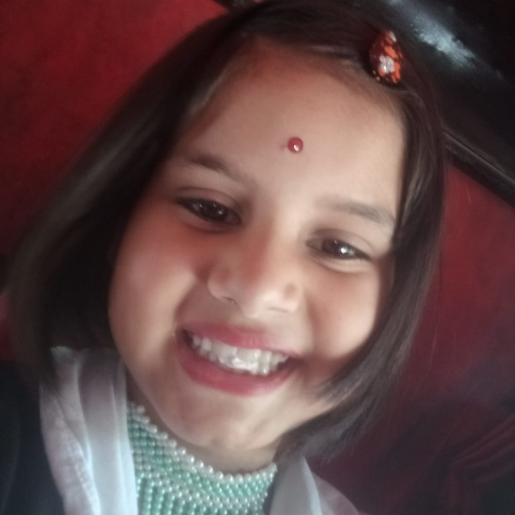 ৯ বছৰীয়া শিশু