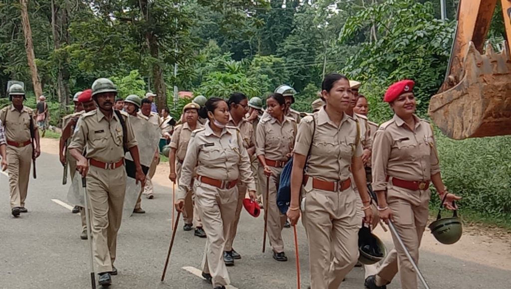 কাৰবি আংলং স্বায়ত্তশাসিত পৰিষদৰ উচ্ছেদ অভিযান: