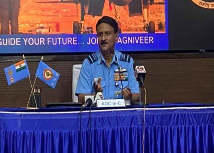 Eastern Air Command chief visits Borjhar Air Force Station