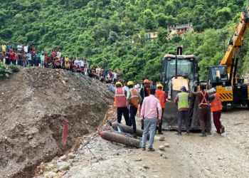 উত্তৰাখণ্ডত নিৰ্মীয়মান দলঙ খহি মৃত্যু ২ শ্ৰমিকৰ:আহত ৬ জন